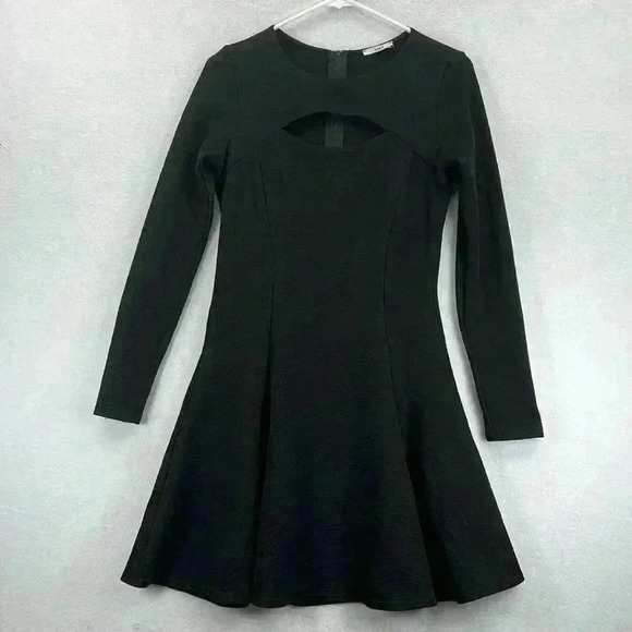 Bar III Women’s Dress Size M Black Fit & Flare with Front Cut-Out Minimalist - Picture 1 of 8
